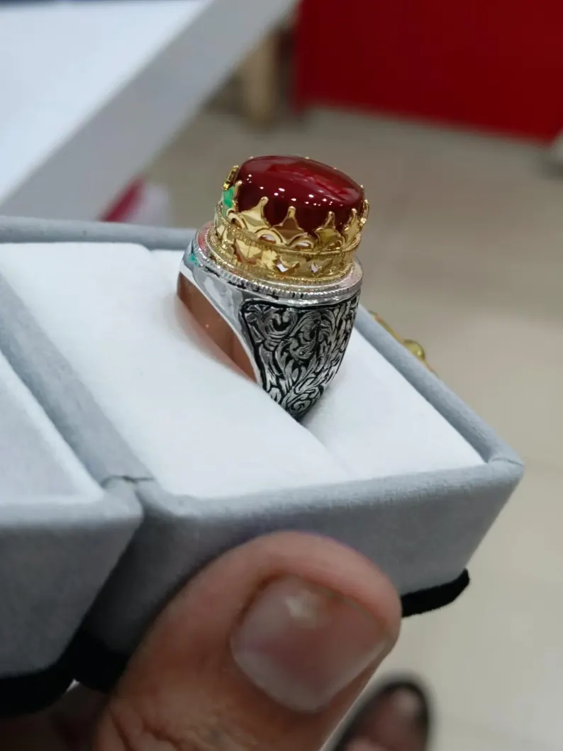 Engraved Sterling Silver Yemeni Aqeeq Ring: Islamic Signet, Ya Ali & Zahra - Image 3