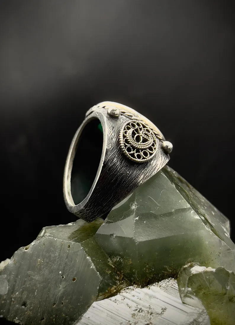 Handmade Agate Stone Sterling Silver Ring: Ayat al Kursi Signet - Image 3